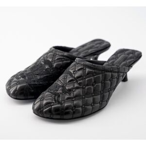 Burberry Leather Kitten Heel Baby Mules in black with an embroidered Equestrian